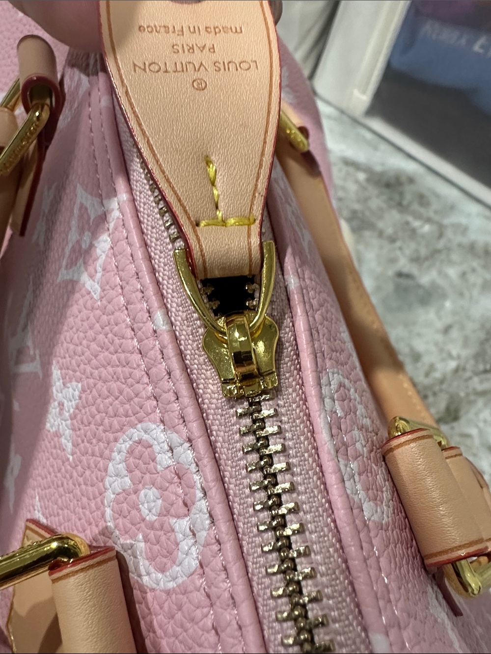 UNBRANDED Baby Pink Monogram size 30 Handbag. It’s beautiful - Picture 14 of 15